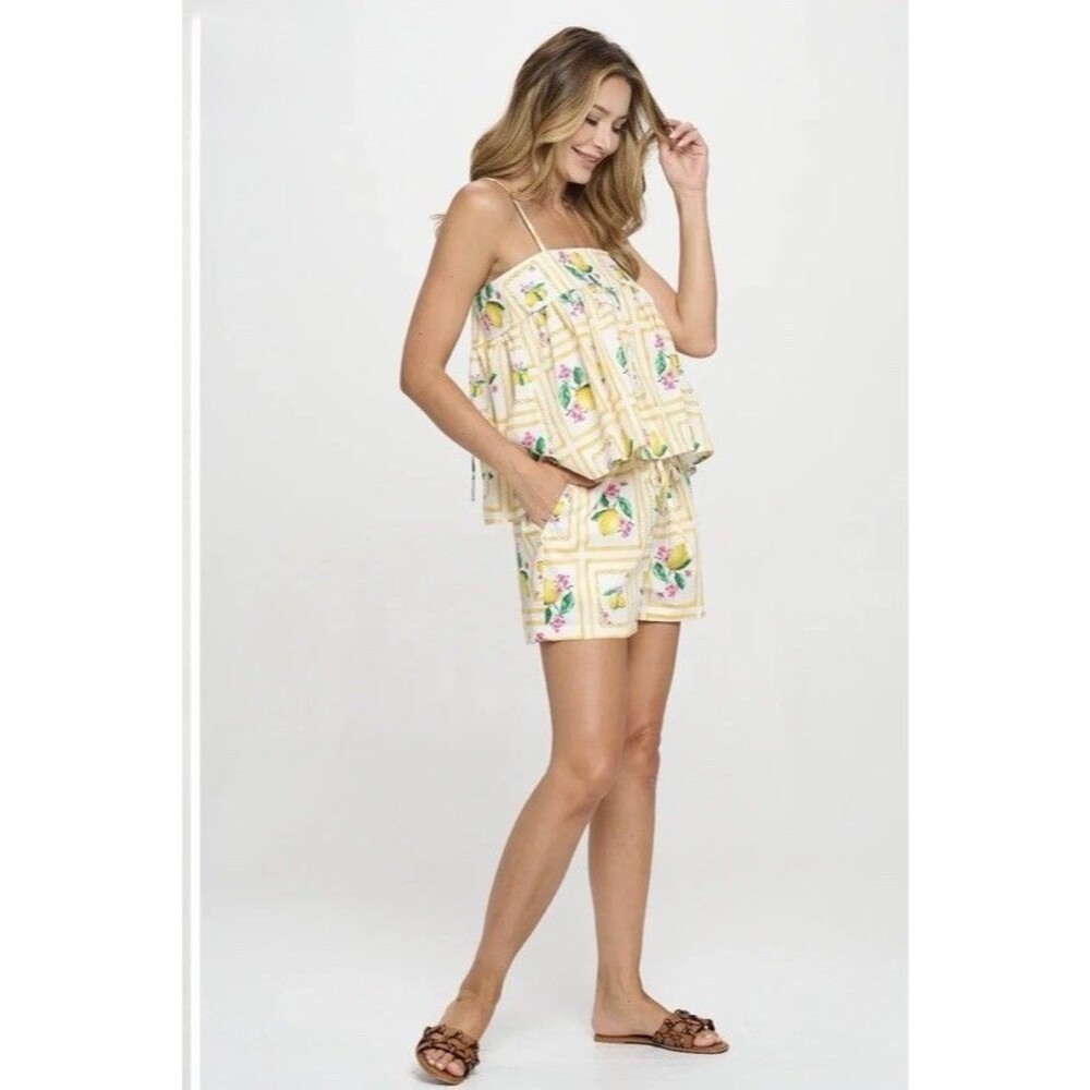 Meet Me In Santorini lemon Print 2 PC Lounge Set Cami Top Shorts Women’s Large